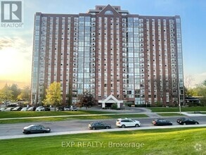 Building Photo - 2760-2760 Carousel Crescent