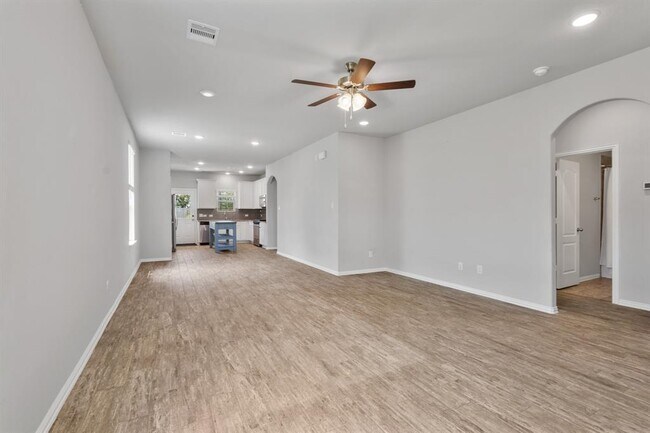 Foto del edificio - 31711 Azzaro Cir