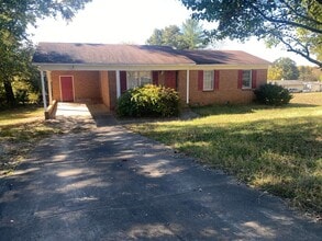 Building Photo - 6026 Emerald Ln