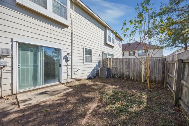 Foto del edificio - 8102 Fisher Glen Ln