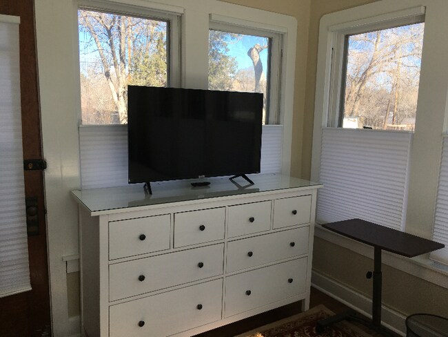 Foto del edificio - 815 Oak Ave