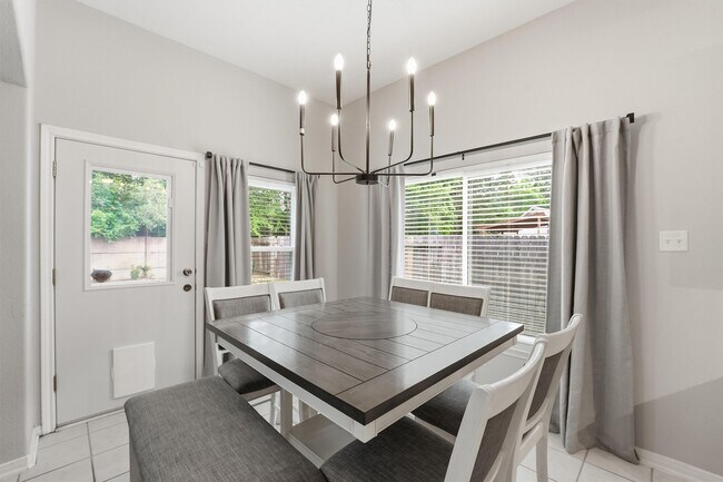 Building Photo - 21812 Grand Lancelot Dr