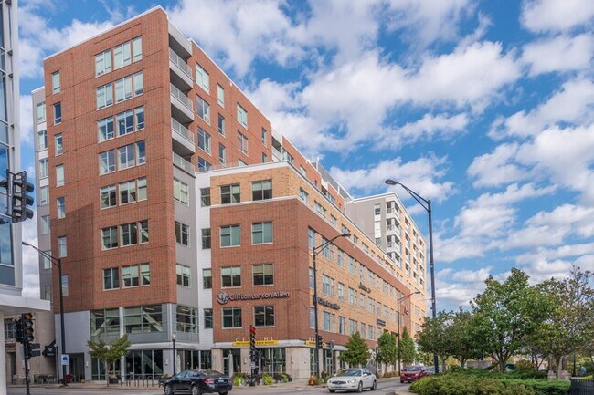 M2 building - 301 N Neil St