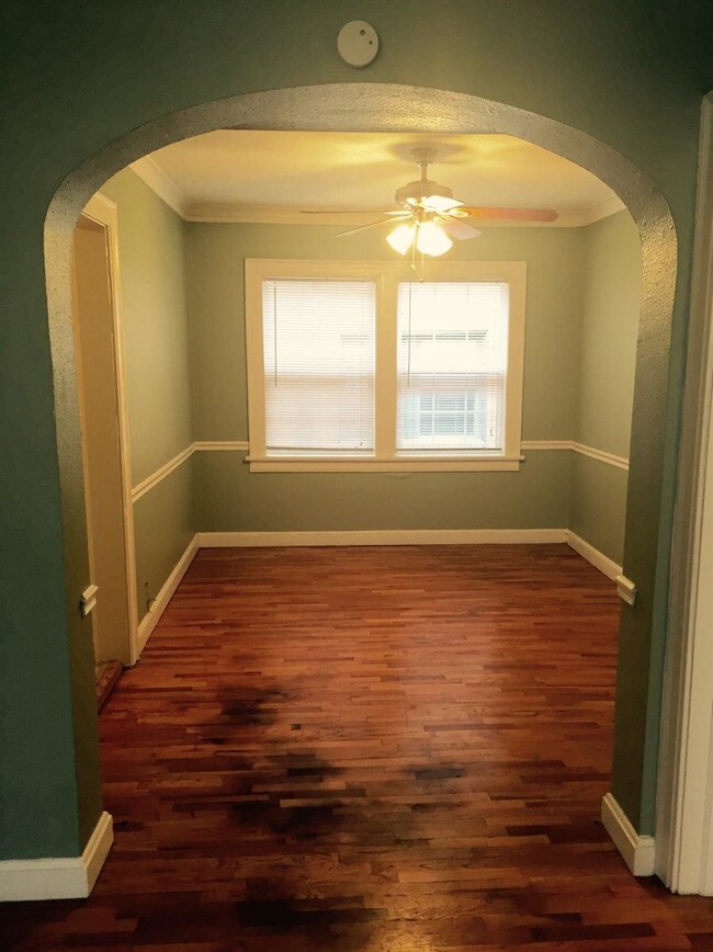 Foto del edificio - 4507 Roanoke Pkwy