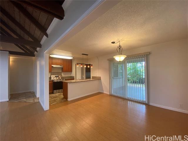 Building Photo - 94-498-498 Hokuili St
