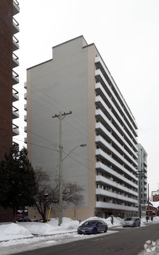 Building Photo - Waldorf Apartments