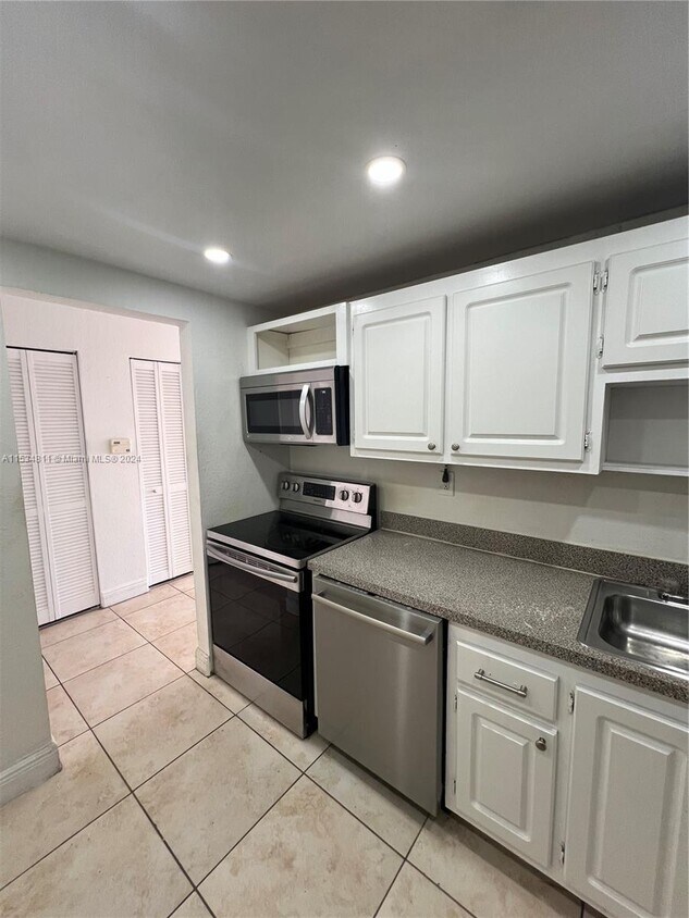 1805 Sans Souci Blvd Unit 415, North Miami, FL 33181 Condo for Rent