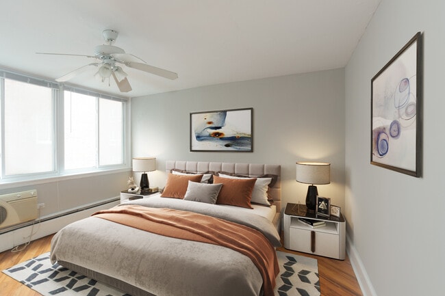 Building Photo - 1420 Chicago