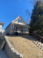 Building Photo - 4220 Burdette St