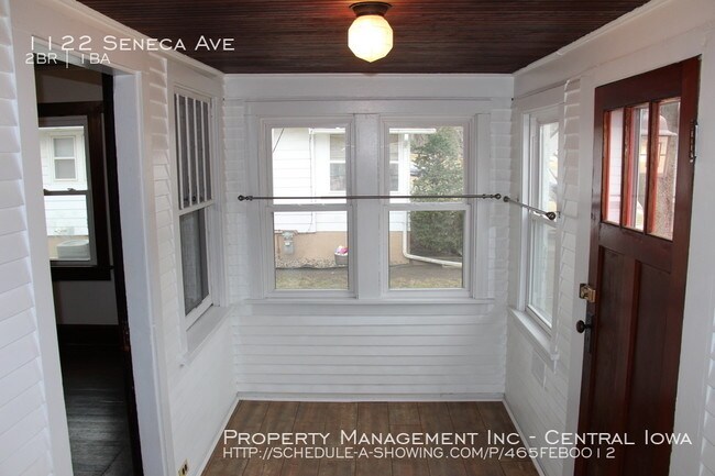 Building Photo - 2 Bedroom 1 Bath Home