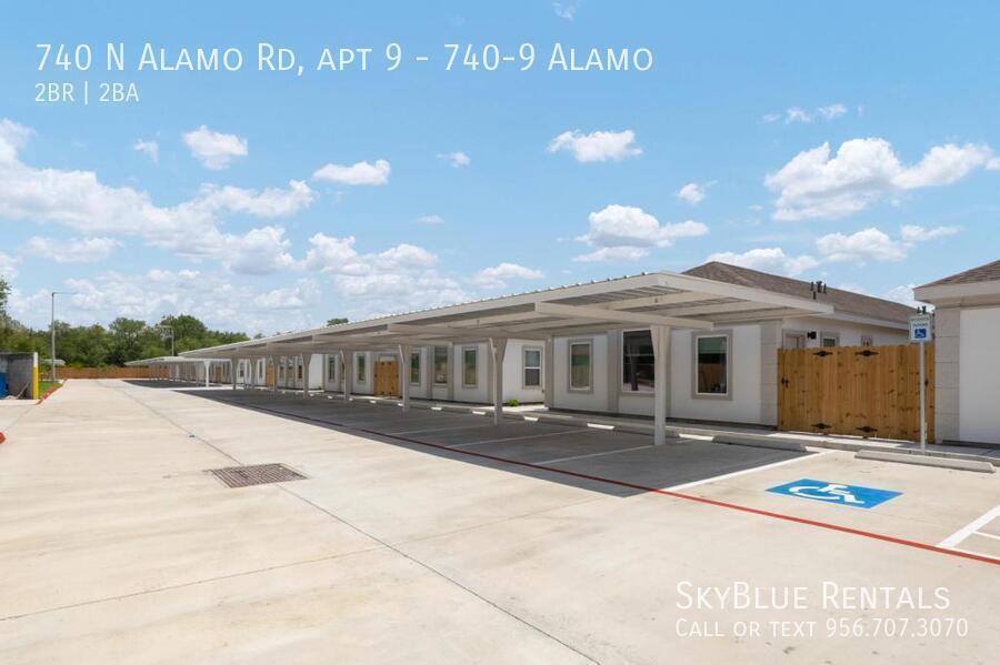 Foto principal - 740 N Alamo Rd