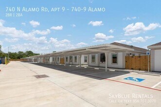 Building Photo - 740 N Alamo Rd