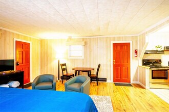 Building Photo - 90 Faulkner Rd