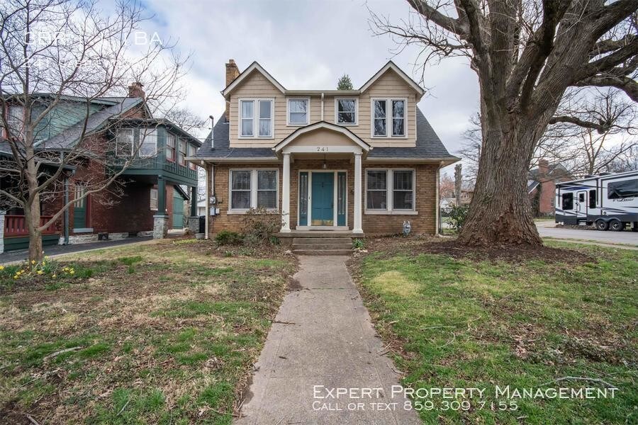 Foto principal - 241 Castlewood Dr