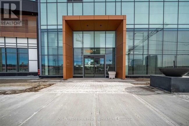 Photo du bâtiment - 7895-7895 Jane St