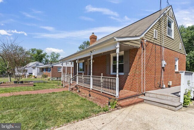 Foto del edificio - 7596 Amherst Dr