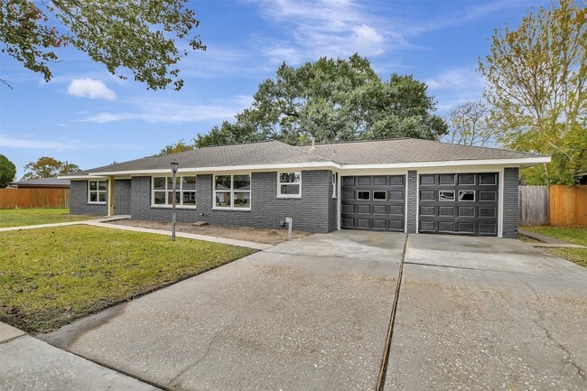 Foto del edificio - 1914 Monroe Dr