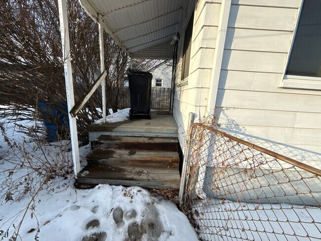 Foto del edificio - Charming 3BR House in Madison Heights