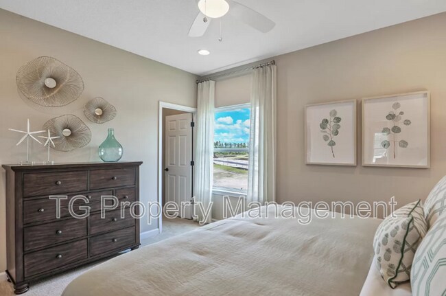 Building Photo - 131 Pinebury Ln