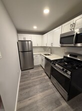 Building Photo - 264 E Cliveden St