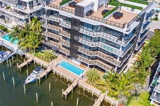 Building Photo - 141 Isle of Venice Dr