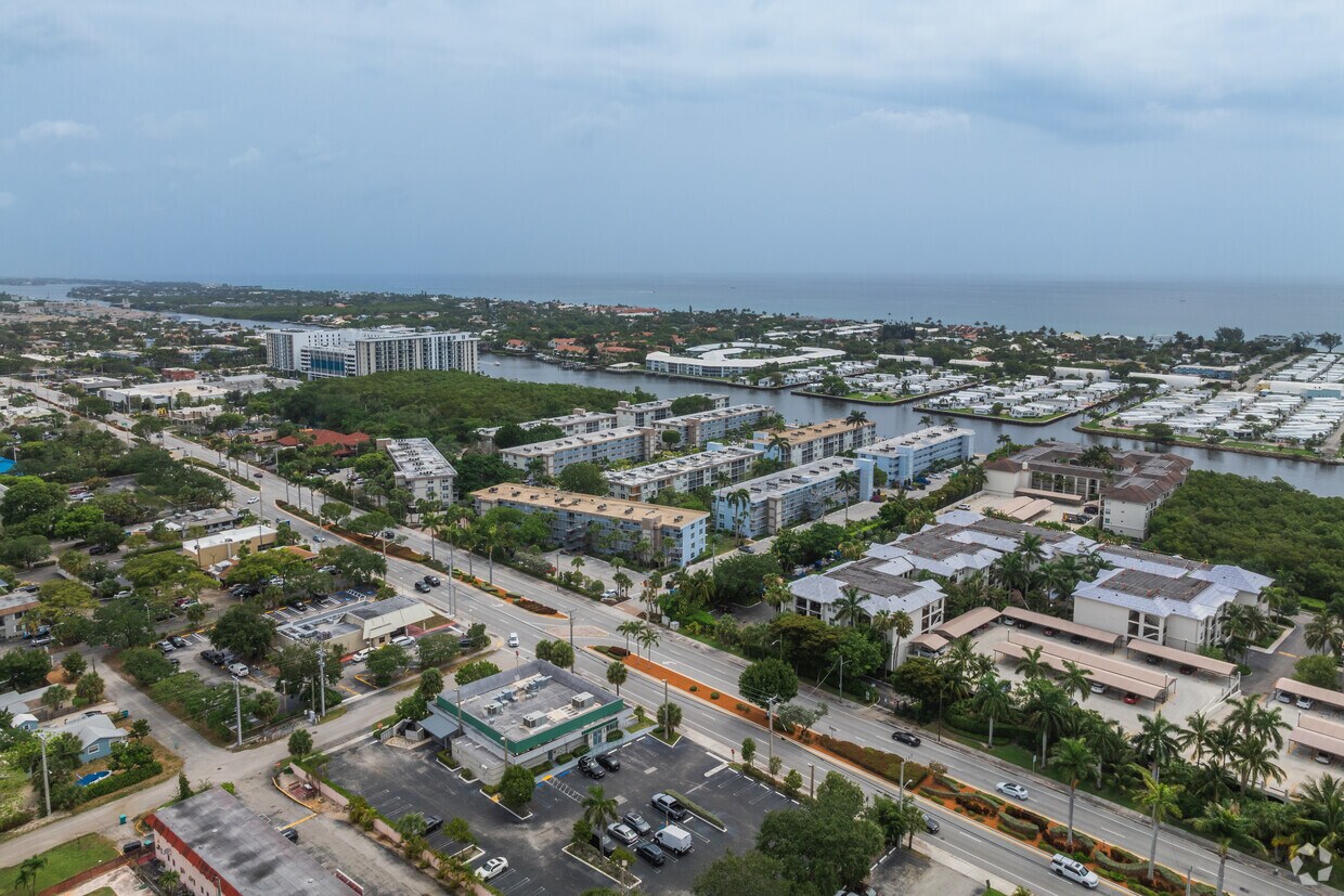 Context - Seagate of Gulfstream Condominiums