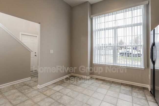 Building Photo - 5510 Danube Ln
