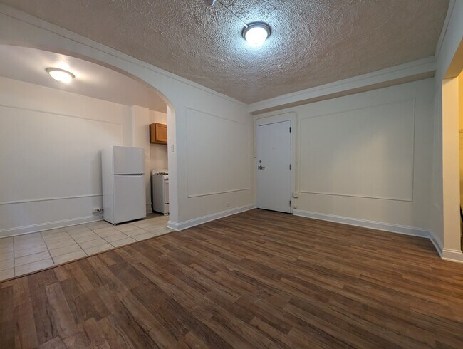 Foto del edificio - 5417 N Kenmore Ave