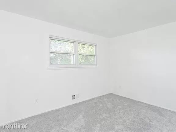 Building Photo - 3 br, 2 bath House - 878 Pinnacle Rd