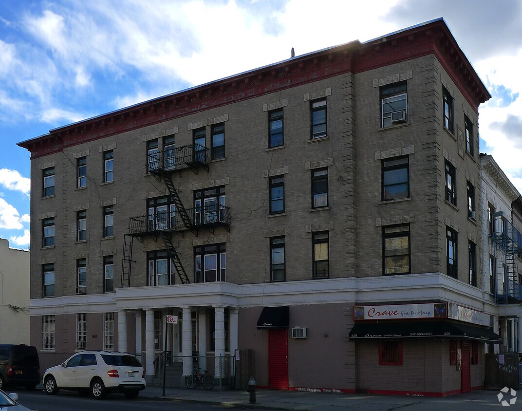 Primary Photo - 429 Rogers Ave
