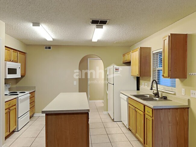 Foto del edificio - 930 Mayfair St