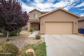 Building Photo - 4851 Villeta Ave