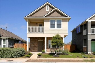 Building Photo - 121 Switchgrass St