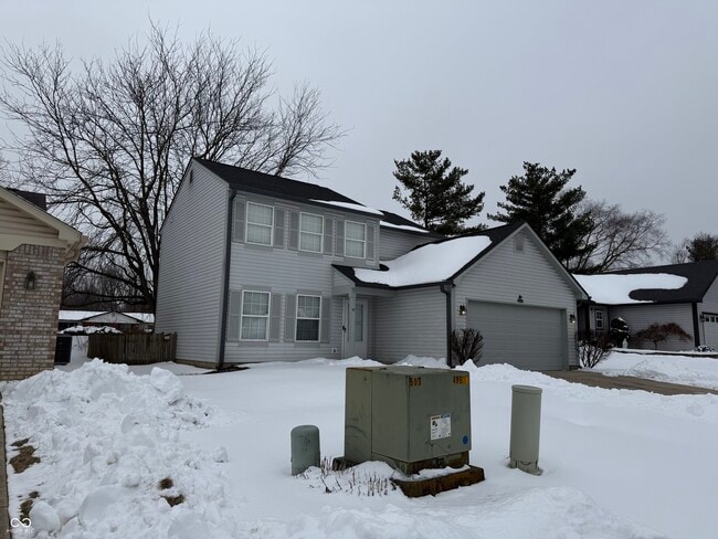 Foto del edificio - 5643 Imperial Woods Cir