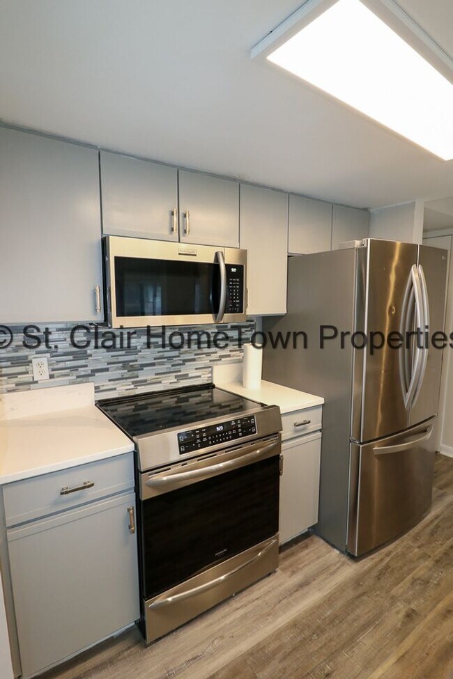 Foto del edificio - Upstairs Unit on Logan Martin Lake