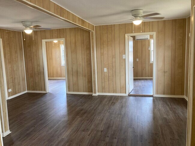 Foto del edificio - 703 W Ollie St