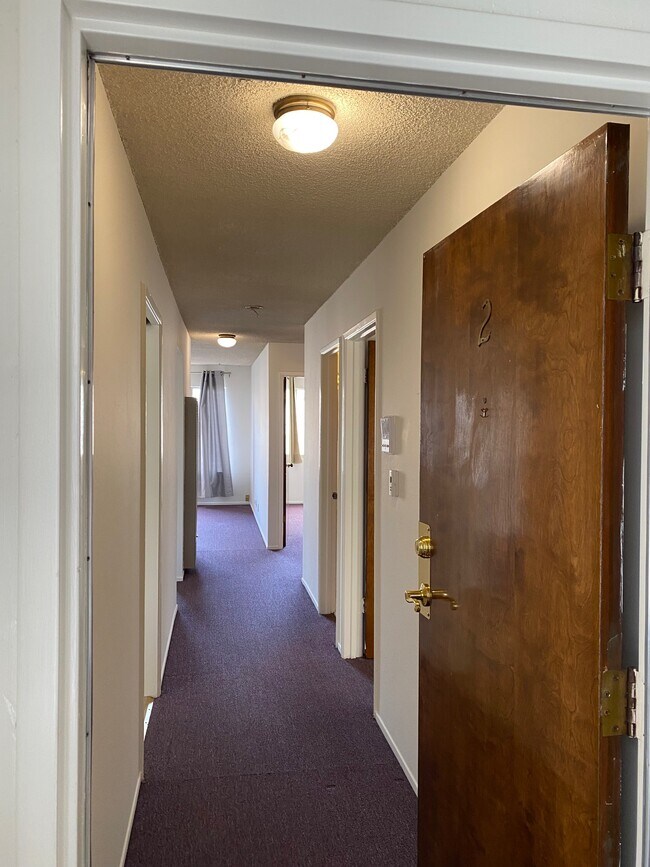 Hallway - 526 25th Ave