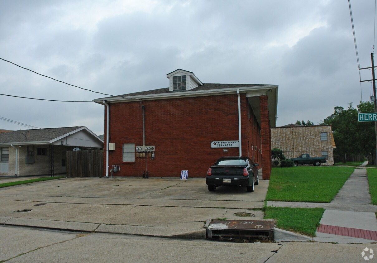 Primary Photo - 4401 Herrmann St