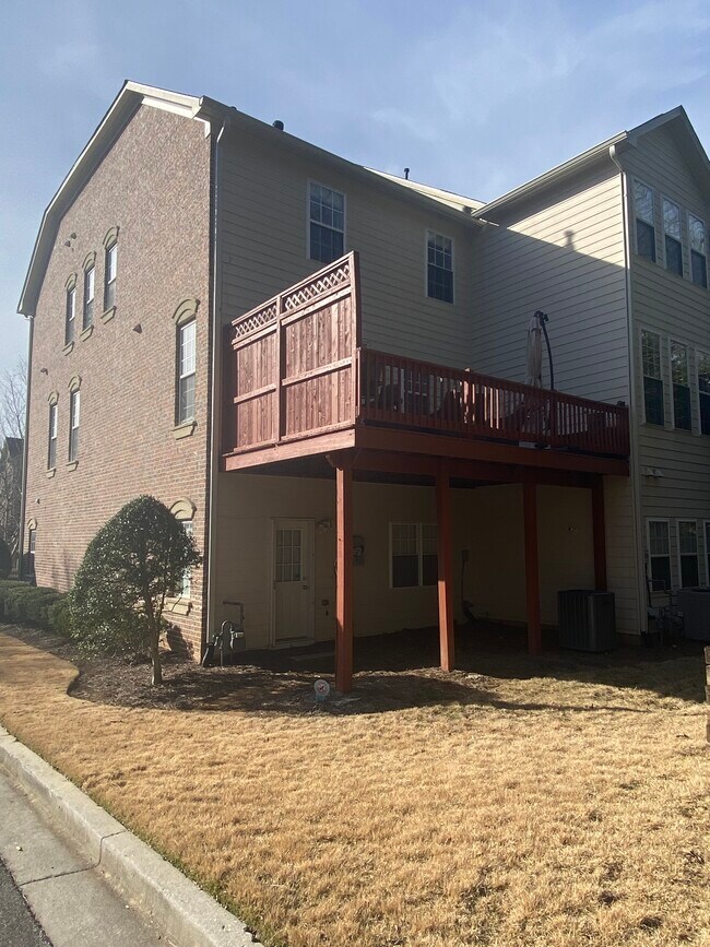 Foto del edificio - 1200 Arbor Park Ln SW