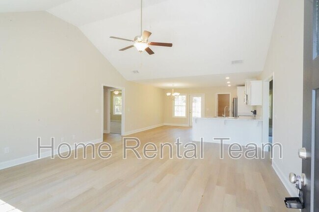 Foto del edificio - 345 Tallulah Bend