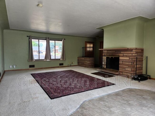 Building Photo - 1326 Fremont Ct