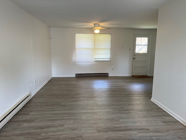 Foto del edificio - 16019 Laramie Ave