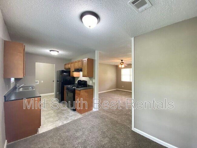 Foto del edificio - 306 Cordelia Dr