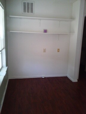 Building Photo - 3101 Tom Green St