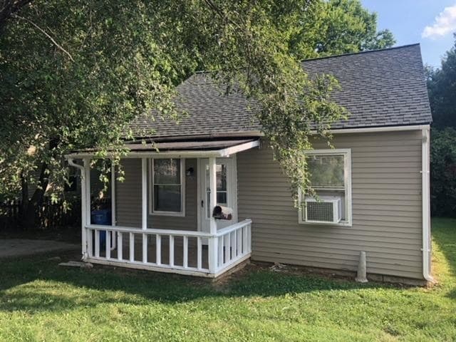 Primary Photo - 88 Glass Ave