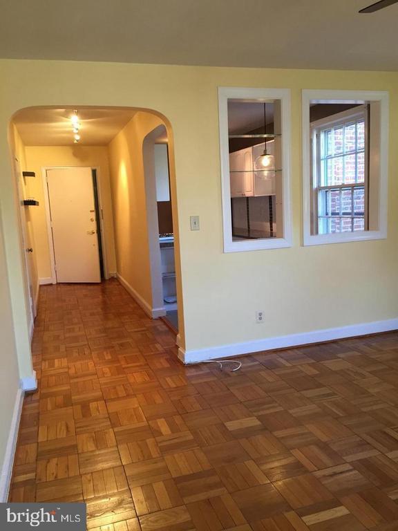Foto del edificio - 2803 Cortland Pl NW