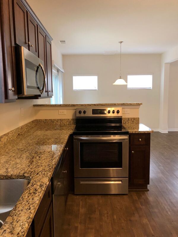 Building Photo - 297 Village Creek Way