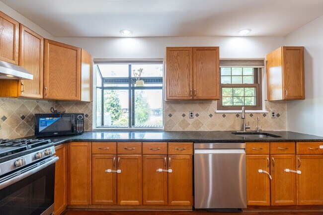 Foto del edificio - 2 bed 2.5 bath