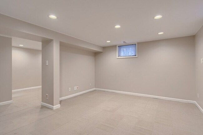 Foto del edificio - 107 Oakmere Rd, Owings Mills, MD, 21117
