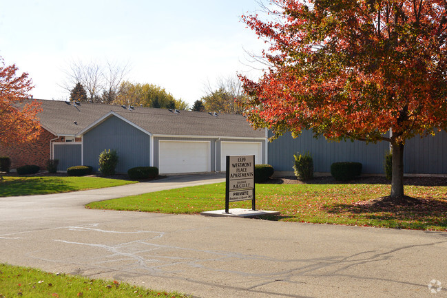 Building Photo - Westmont Place Apartments